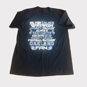 OAKLAND Raiders Football Fan Short Sleeve Men's T-shirt, size Large